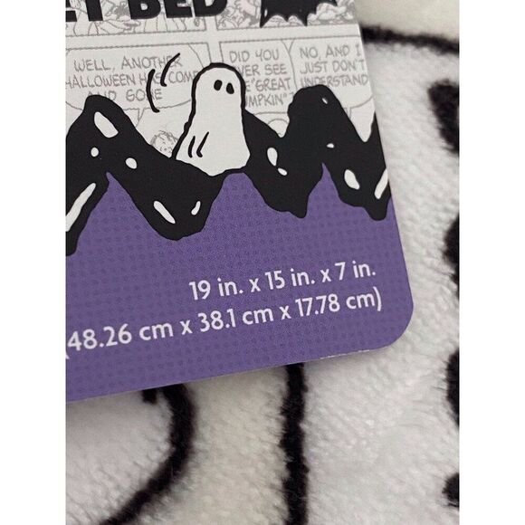 Peanuts Snoopy Small Dog Pet Cozy Cuddler Bed Halloween BOO Pumpkin 19 X 15 X 7” - Picture 3 of 16